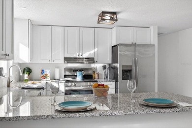 Virtually Staged. SIGNIFICANT PRICE REDUCTION ..... WOW WOW WOW - photo 2