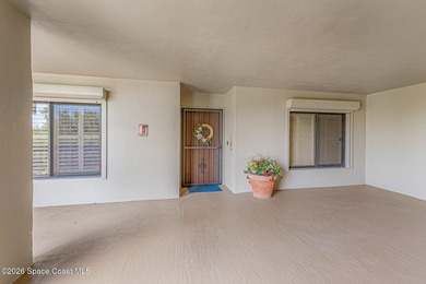 Welcome to this stunning 2nd floor riverfront condo, offering - photo 4