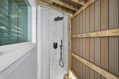 Absolutely charming direct oceanfront home perched on a high - photo 42