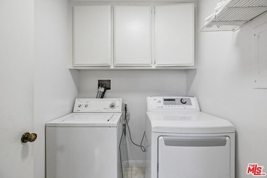 Bright and peaceful corner unit in the heart of Marina del Rey - photo 12