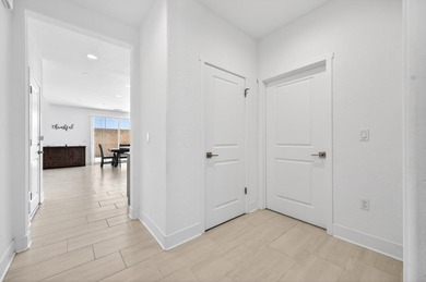 SELLER MOTIVATED Seller will give $10,000 towards buyers closing - photo 22