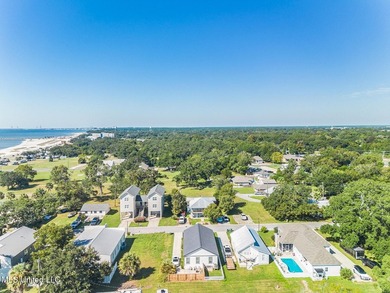 Gorgeous, Trendy Beachside Home - Built in 2021. Turnkey - photo 29