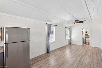 Private half-acre island estate near Pine Island Center with - photo 31