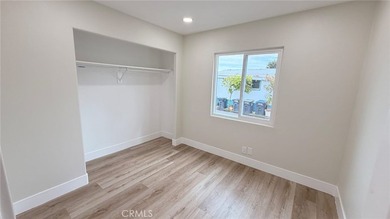 Welcome to this 4-bedroom, 2-bathroom manufactured home situated - photo 31