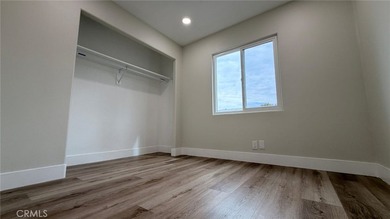 Welcome to this 4-bedroom, 2-bathroom manufactured home situated - photo 32