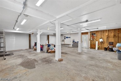 Private half-acre island estate near Pine Island Center with - photo 33