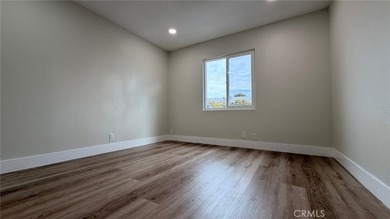 Welcome to this 4-bedroom, 2-bathroom manufactured home situated - photo 34