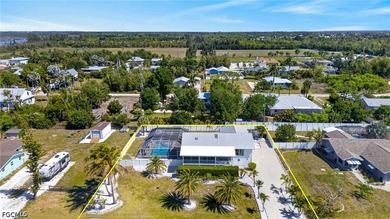 Private half-acre island estate near Pine Island Center with - photo 36