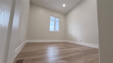 Welcome to this 4-bedroom, 2-bathroom manufactured home situated - photo 36
