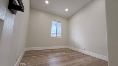 Welcome to this 4-bedroom, 2-bathroom manufactured home situated - photo 37