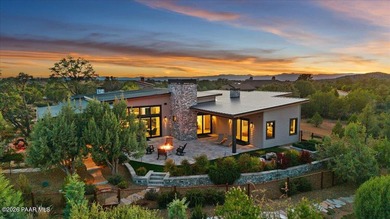 Experience this Beautiful Architecturally Refined Mountain - photo 1
