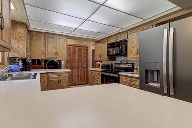 Check out this very well maintained, beautiful 3 bedroom Cape - photo 12