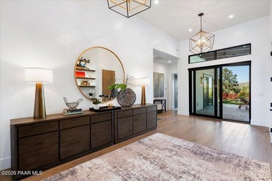 Experience this Beautiful Architecturally Refined Mountain - photo 5