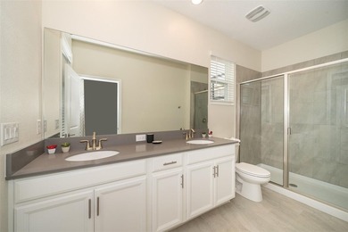 GREAT POOL & SPA VACATION HOME. There are 5 bedrooms, 5 - photo 17
