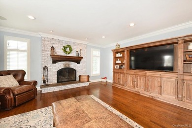 Welcome to this exceptional custom-expanded home in Massapequa - photo 18