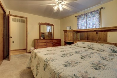 Check out this very well maintained, beautiful 3 bedroom Cape - photo 21