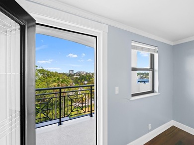 Discover this exceptional penthouse residence offering downtown - photo 23
