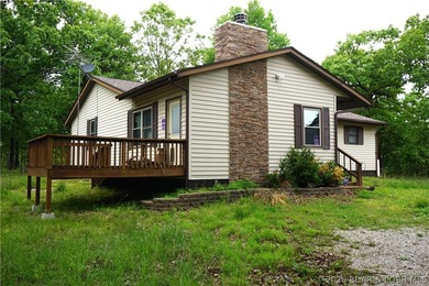 Welcome to your private retreat! This charming ranch home - photo 24