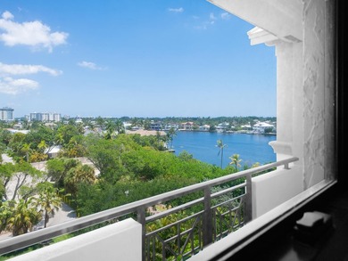 Discover this exceptional penthouse residence offering downtown - photo 24