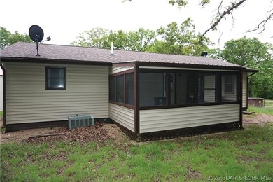 Welcome to your private retreat! This charming ranch home - photo 27
