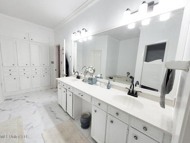 Freshly Renovated Riverside Retreat on 3.78 Acres - Welcome to - photo 29