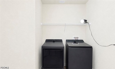 Welcome home! This 2 bedroom, 2.5 bathroom, townhome in Sail - photo 32