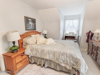 Freshly Renovated Riverside Retreat on 3.78 Acres - Welcome to - photo 32