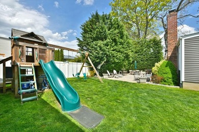 Welcome to this exceptional custom-expanded home in Massapequa - photo 38