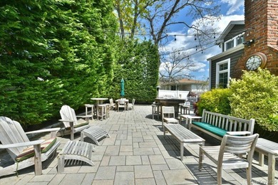 Welcome to this exceptional custom-expanded home in Massapequa - photo 40