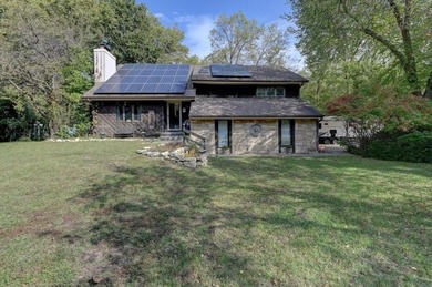 (private lake, pond, creek) Home Sale Pending in Kearney Missouri