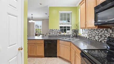 Welcome to 4 Blue Haw Ct in Bluffton! This charming 3 bed, 2.5 - photo 14