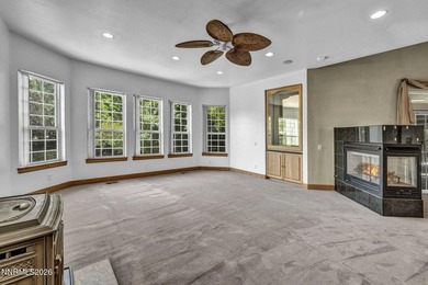 Stunning and expansive custom home on oversized lot in - photo 16
