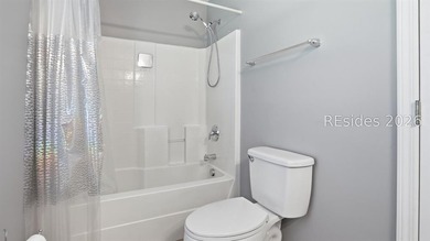 Welcome to 4 Blue Haw Ct in Bluffton! This charming 3 bed, 2.5 - photo 17
