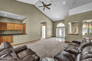 Stunning and expansive custom home on oversized lot in - photo 18