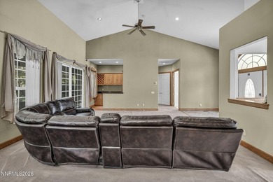 Stunning and expansive custom home on oversized lot in - photo 19