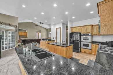 Stunning and expansive custom home on oversized lot in - photo 21