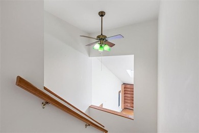 Thoughtfully designed and constructed by a highly respected - photo 21