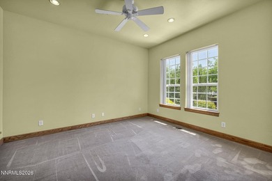Stunning and expansive custom home on oversized lot in - photo 30