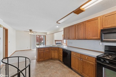 ENJOY RARE ELBOW ROOM ON THE WATER WITH APPROXIMATELY 110 FEET - photo 11