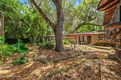 CHARMING ONE-OF-A-KIND HOME - CURRENTLY BEING USED AS A  THIS - photo 12