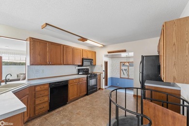 ENJOY RARE ELBOW ROOM ON THE WATER WITH APPROXIMATELY 110 FEET - photo 13