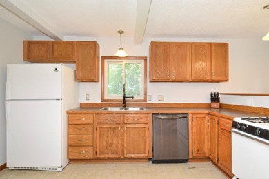 Welcome home to this well-maintained 2-bedroom, 2-bath home - photo 13