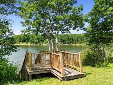 Experience the pleasure of owning your private waterfront home - photo 20