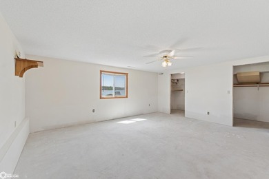 ENJOY RARE ELBOW ROOM ON THE WATER WITH APPROXIMATELY 110 FEET - photo 27