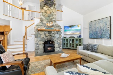 Experience the pleasure of owning your private waterfront home - photo 37