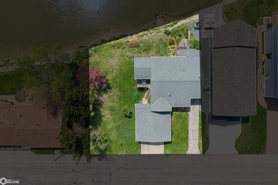 ENJOY RARE ELBOW ROOM ON THE WATER WITH APPROXIMATELY 110 FEET - photo 37