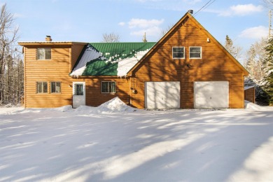 Back Lake Home For Sale in Pittsburg New Hampshire