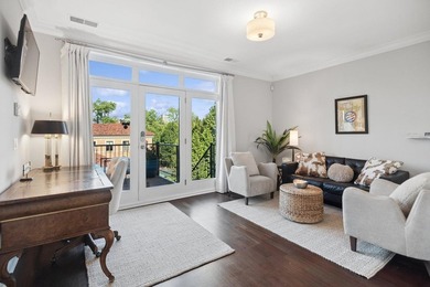 Set on a rare extra-wide 30' lot in one of Lincoln Park's most - photo 12