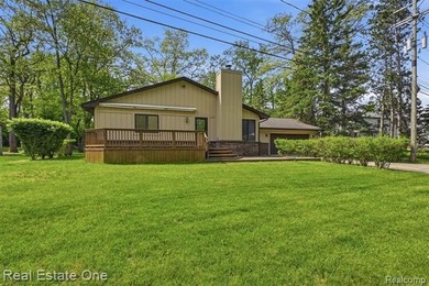 Beautifully situated on nearly half an acre, this inviting home - photo 25