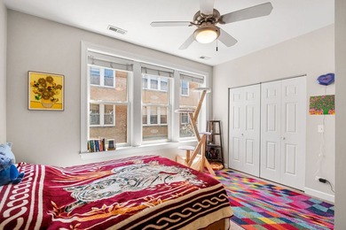 Discover this cozy, approximately 500-square-foot one-bedroom - photo 16